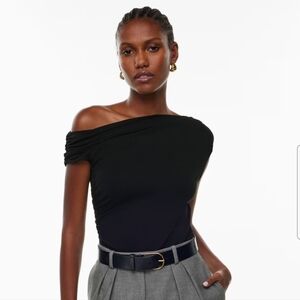 Aritzia Babaton Gallery Top